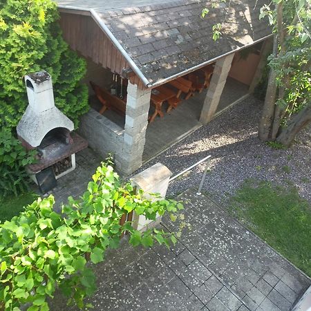 Podhájska Dom V Zahrade酒店 外观 照片